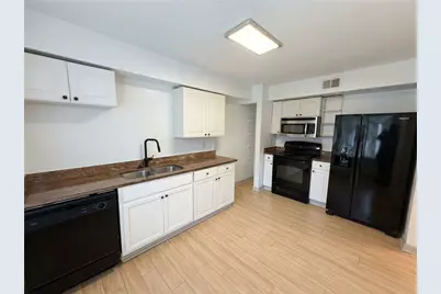 212 Seasons Parkway, Norcross, GA 30093 - Photo 9