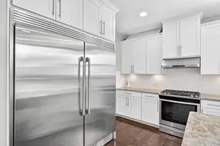 319 Granger Ln, Lawrenceville, GA 30044 - Photo 9