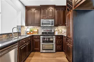 2277 Peachtree Rd NE, Atlanta, GA 30309 - Photo 9