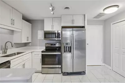 3060 Pharr Court S #612, Atlanta, GA 30305 - Photo 3