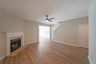 2062 Lakeshore Overlook Dr NW, Kennesaw, GA 30152 - Photo 5