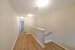 2062 Lakeshore Overlook Dr NW, Kennesaw, GA 30152 - Photo 19