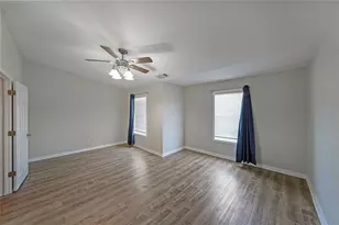 2062 Lakeshore Overlook Dr NW, Kennesaw, GA 30152 - Photo 13