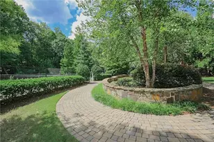 1128 Westchester Ridge NE, Brookhaven, GA 30329 - Photo 33