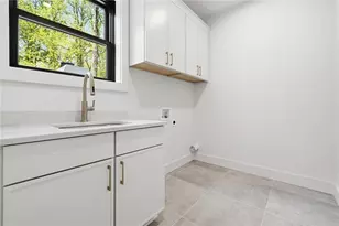 393 Karen Dr, Alpharetta, GA 30009 - Photo 59