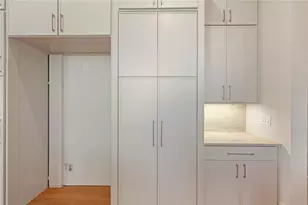 393 Karen Dr, Alpharetta, GA 30009 - Photo 29