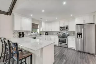 151 Suburban Dr NE, Kennesaw, GA 30144 - Photo 5