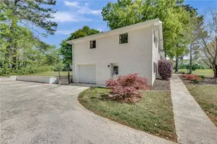 151 Suburban Dr NE, Kennesaw, GA 30144 - Photo 33