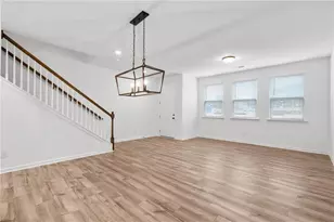 1637 Winpost Ln, Atlanta, GA 30318 - Photo 9