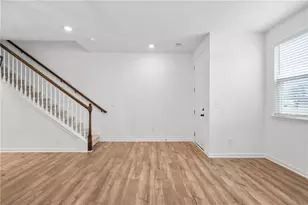 1637 Winpost Ln, Atlanta, GA 30318 - Photo 5