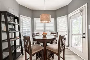 400 Shelli Ln, Roswell, GA 30075 - Photo 5