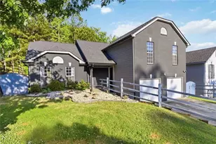 2455 Tolliver Dr, Ellenwood, GA 30294 - Photo 3