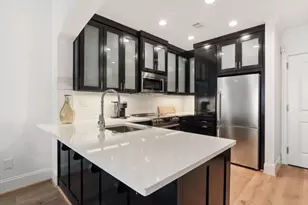 2255 Peachtree Road NE, Atlanta, GA 30309 - Photo 9