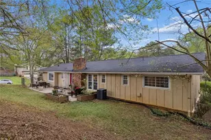 4601 Wendover Dr, Stone Mountain, GA 30083 - Photo 37