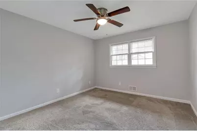 574 Horseshoe Circle SW, Lilburn, GA 30047 - Photo 17