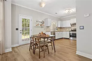 2880 Georgian Manor Dr, Alpharetta, GA 30022 - Photo 9