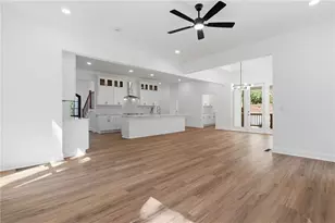 5609 Pleasant Woods Dr, Flowery Branch, GA 30542 - Photo 5