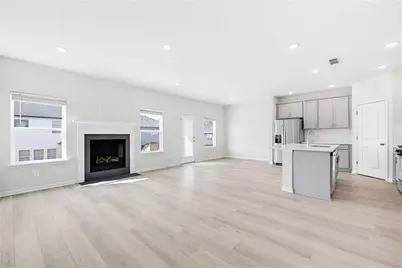 7768 Richmond Trail, Fairburn, GA 30213 - Photo 7