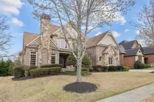 2302 Walkers Glen Ln, Buford, GA 30519 - Photo 3