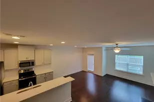 6334 Scudders Dr, Lithonia, GA 30058 - Photo 7