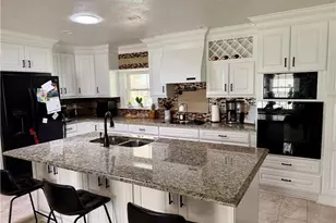 3007 Hidden Dr, Lawrenceville, GA 30044 - Photo 3