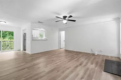 106 Sterling Court, Alpharetta, GA 30004 - Photo 3