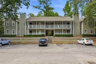 106 Sterling Ct, Alpharetta, GA 30004 - Photo 1