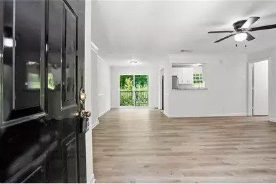 106 Sterling Court, Alpharetta, GA 30004 - Photo 3