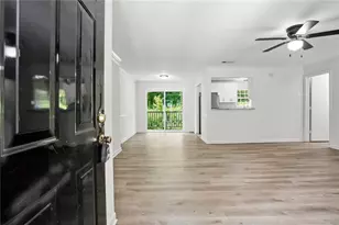 106 Sterling Ct, Alpharetta, GA 30004 - Photo 3