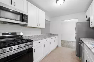 106 Sterling Ct, Alpharetta, GA 30004 - Photo 1