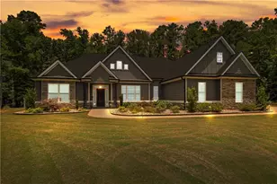 27 Dorian Ct, Newnan, GA 30265 - Photo 1