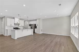 325 Enchanted Ct, Fayetteville, GA 30214 - Photo 11