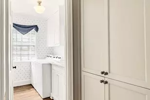 596 W Wesley Rd NW, Atlanta, GA 30305 - Photo 41