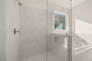 8320 Creekside Overlook Dr, Gainesville, GA 30506 - Photo 47