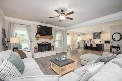 4575 Birch Way, Loganville, GA 30052 - Photo 7