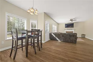 5712 Sullivan Point Dr, Powder Springs, GA 30127 - Photo 9