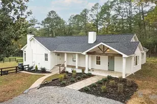 15585 Thompson Rd, Alpharetta, GA 30004 - Photo 1