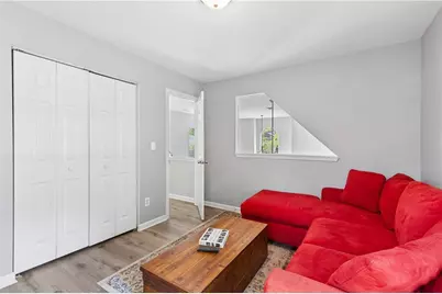 2740 Royal Bluff, Decatur, GA 30030 - Photo 35