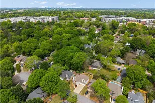 2740 Royal Bluff, Decatur, GA 30030 - Photo 45