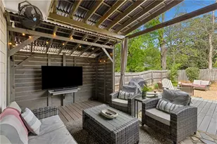 2740 Royal Bluff, Decatur, GA 30030 - Photo 37