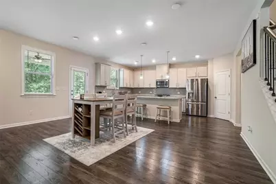 1076 Allspice Way, Lawrenceville, GA 30045 - Photo 9