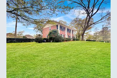 2484 Powers Ferry Drive SE, Marietta, GA 30067 - Photo 3