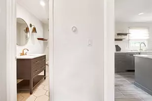 2484 Powers Ferry Dr SE, Marietta, GA 30067 - Photo 31
