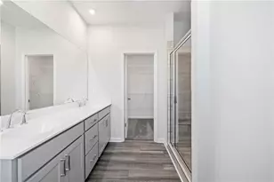 1359 Crk Vw Ln NW, Atlanta, GA 30318 - Photo 25