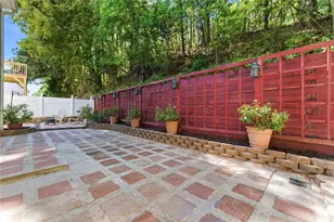 3859 Sunview Dr NW, Acworth, GA 30101 - Photo 5