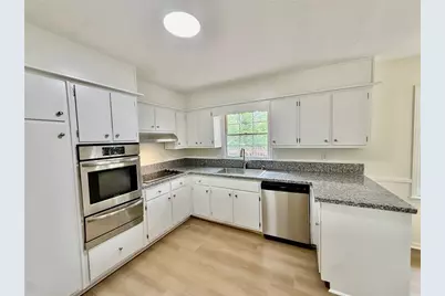 527 Rimrock Trail, Stone Mountain, GA 30083 - Photo 7