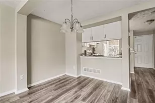 844 Regal Path Ln, Decatur, GA 30030 - Photo 7