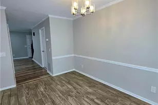 765 N Parkwood Rd, Decatur, GA 30030 - Photo 11