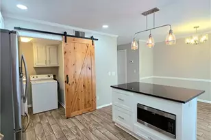 765 N Parkwood Rd, Decatur, GA 30030 - Photo 7