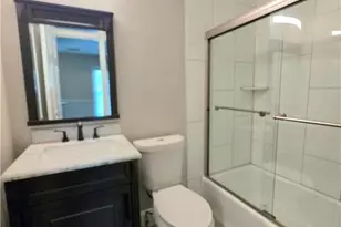 765 N Parkwood Rd, Decatur, GA 30030 - Photo 21